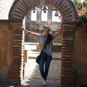 Meet your Posher, Josefina